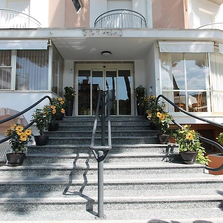 Hotel Escorial 체르비아 외부 사진